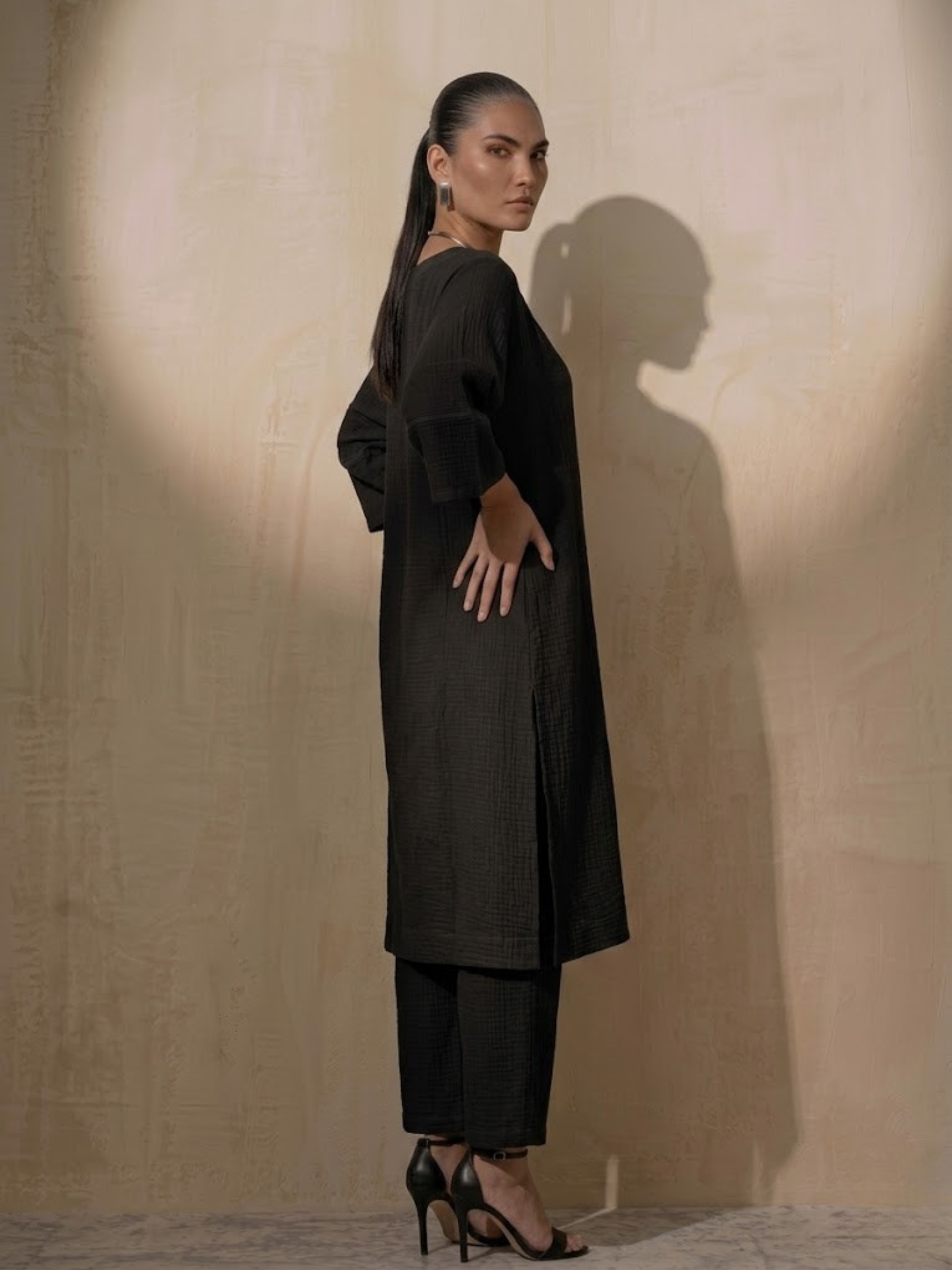 2 pc Set - Black Easy Addictive Travel Airflow Kurta and Pant Set